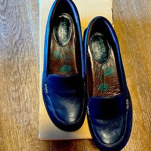 Montana brand shoes in new condition with box